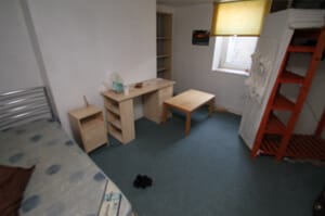 Photo of bedroom before renovation