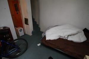 Photo of bedroom before renovation