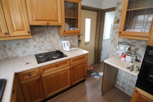 Photo of kitchen before renovation