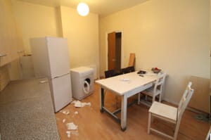 Photo of kitchen before renovation